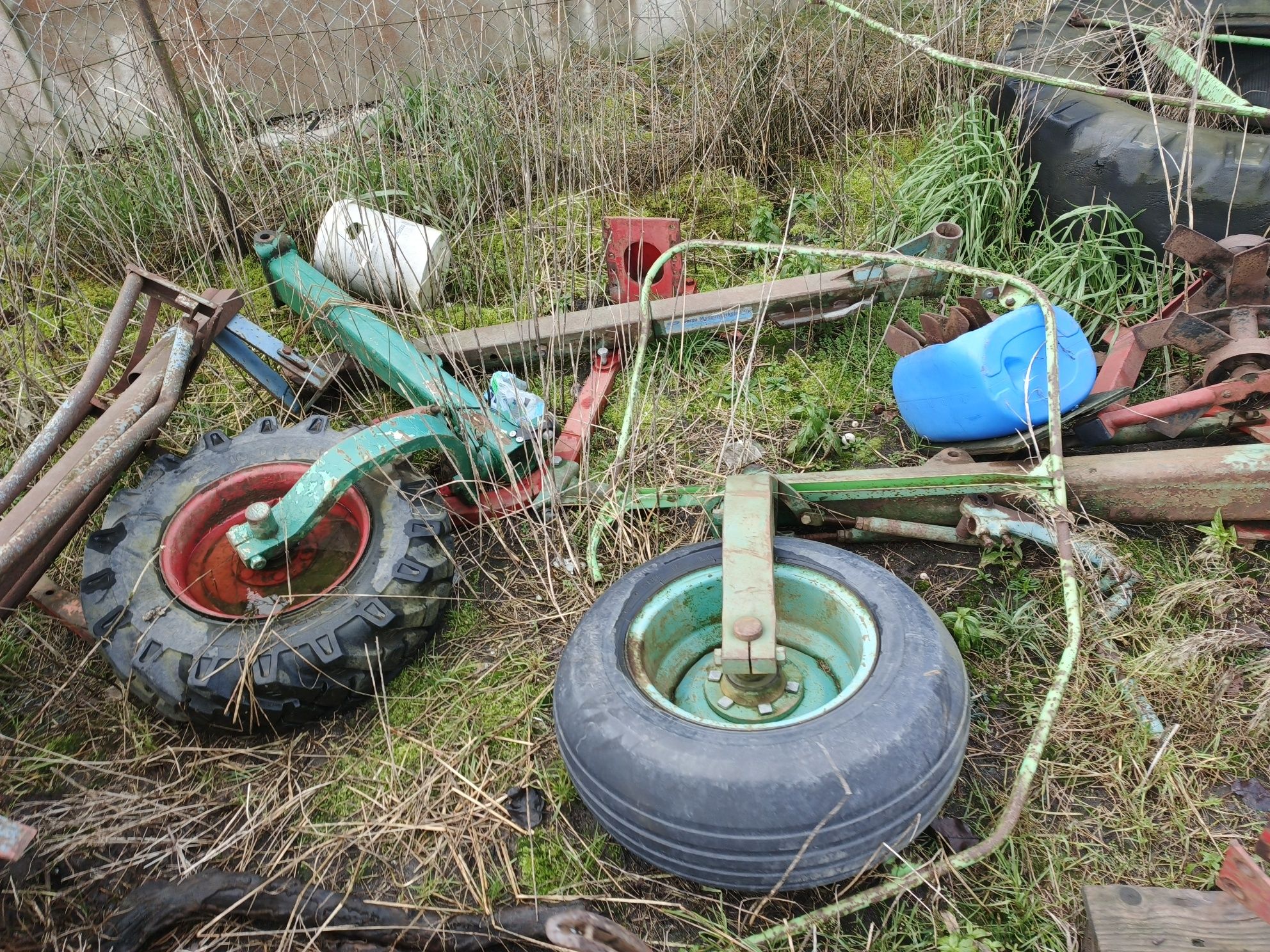 Pług kverneland części obrotowy ciągany korpus koło Skiba pióra resor