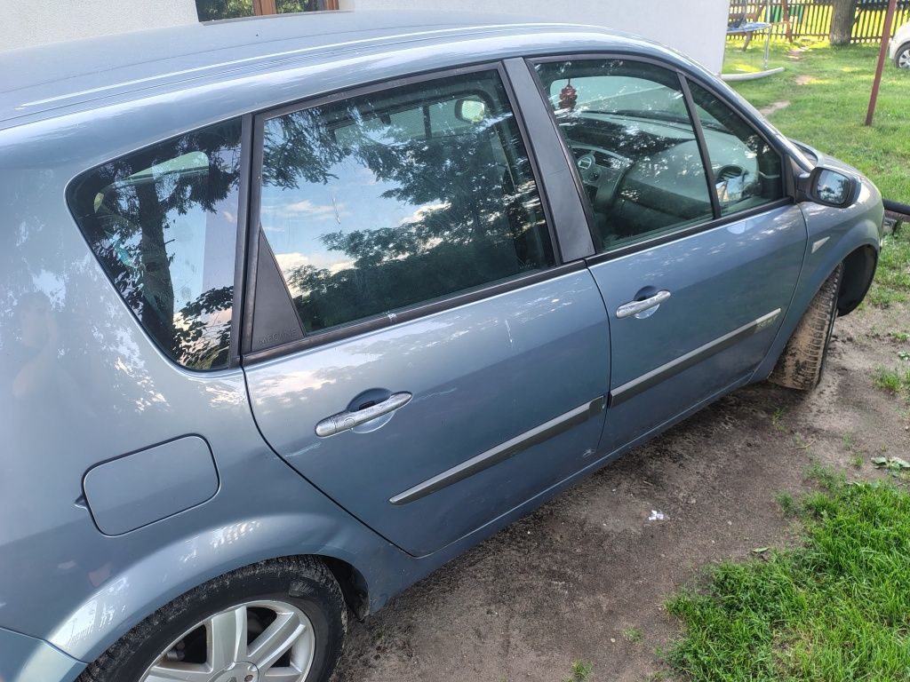 Sprzedam części Renault Scenic 2 Skrzynia, sprzęgło i wiele innych!