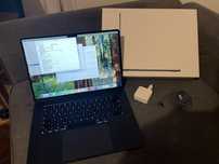 Laptop Apple MacBook Air 15 M3 8gb 256gb 24cykle 100% baterii perfekt