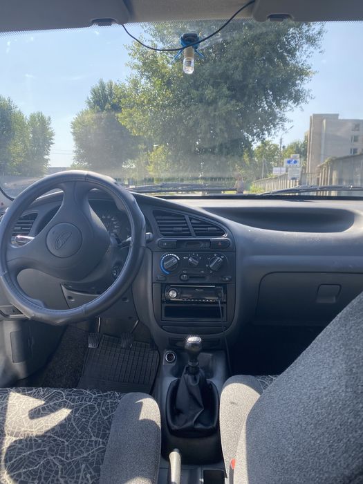 Daewoo lanos білий газ/бензин 1,5