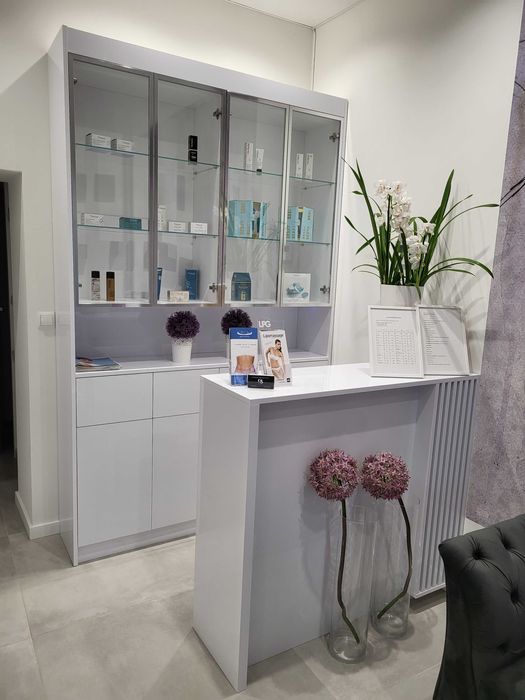 Montaż mebli, kuchennych, składanie mebli. Blaty kuchenne.