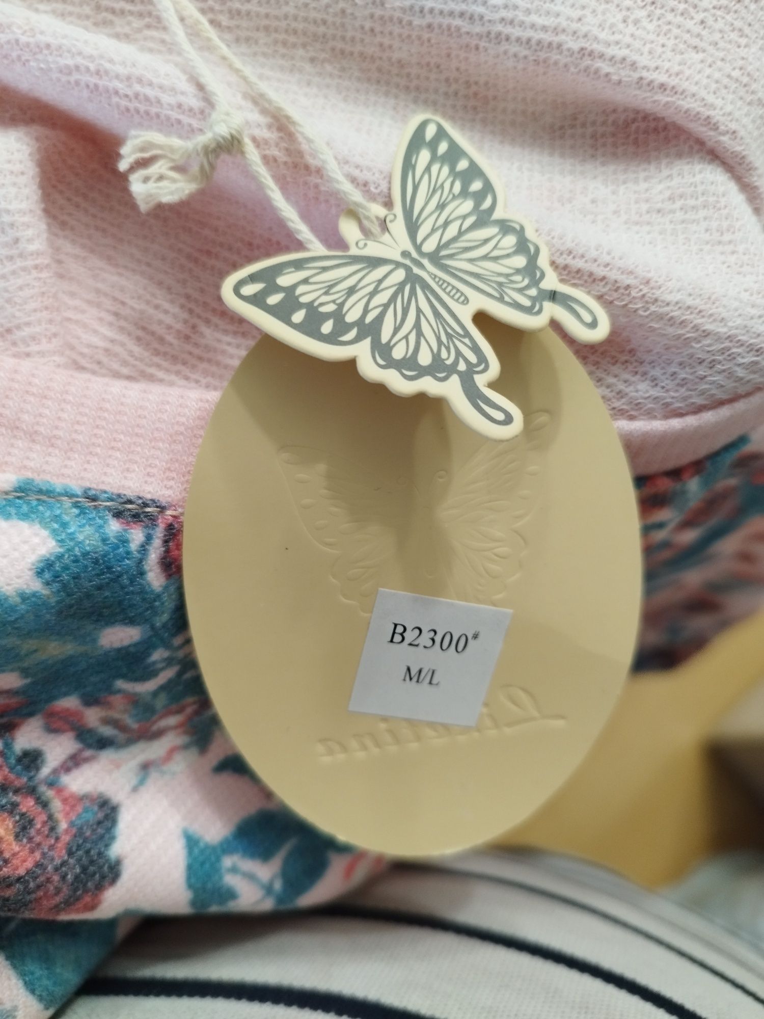 Cienka bluza różowa w kwiaty roz. M/L