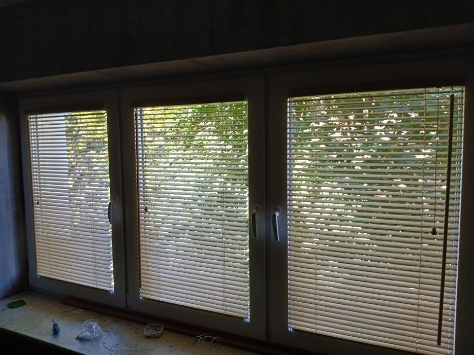 Żaluzje drewniane bambusowe na wymiar z montażem