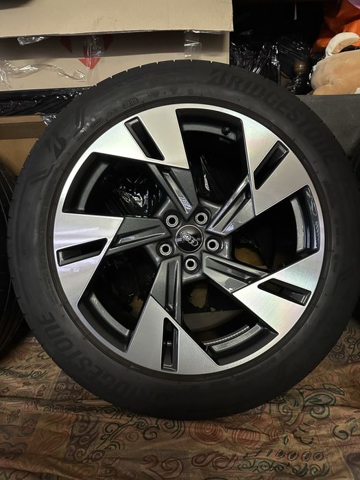 Диски резина колеса Audi e-tron 5x112 R20