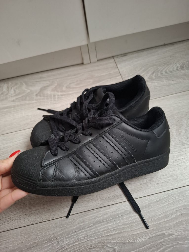 Adidas superstar 35 1/2