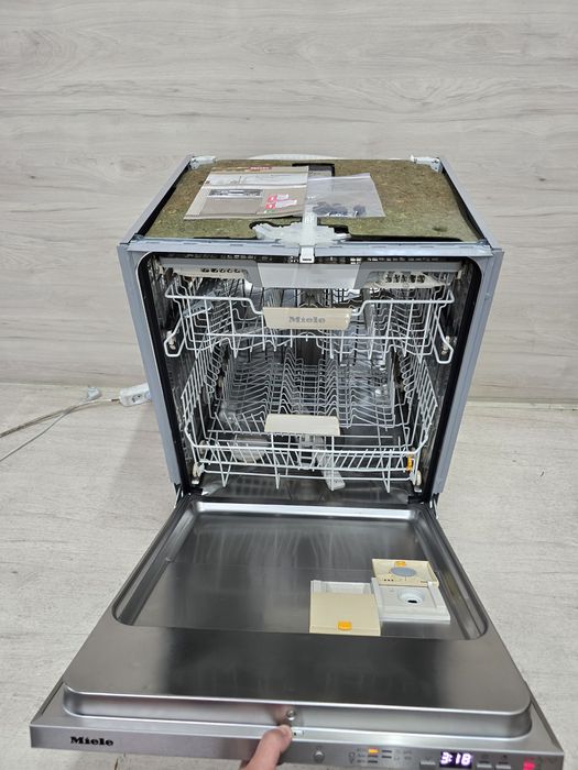 Посудомийка Miele™️ G5350 Active Plus Хороший стан 2023р 80.5см Сушка