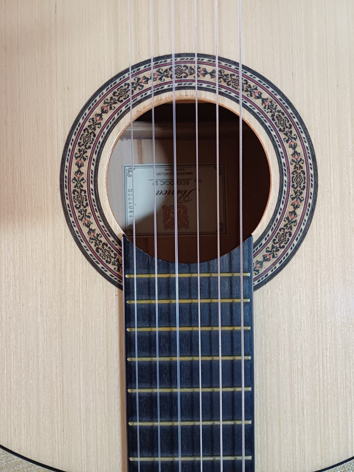 Guitarra clássica Ibérica + capa de transporte