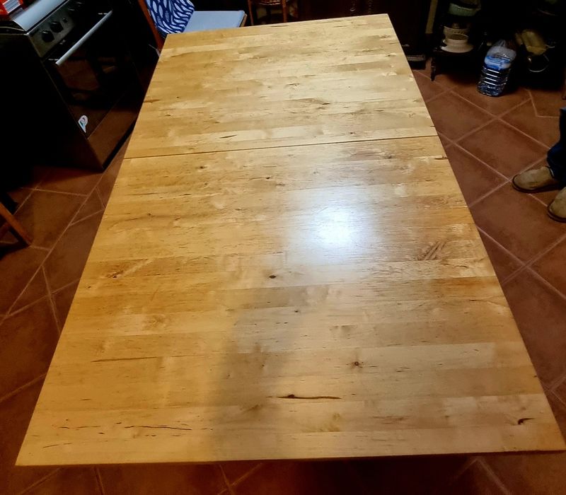 Mesa de jantar de Madeira para 6 até 12 pessoas