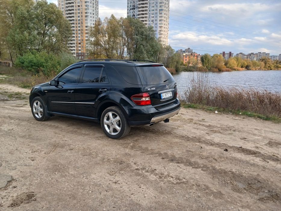Продам Mercedes ML350