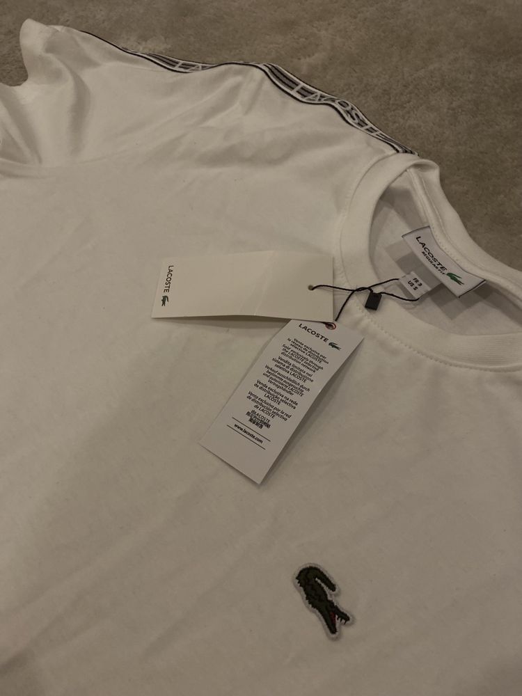 tshirt lacoste branca nova com etiqueta