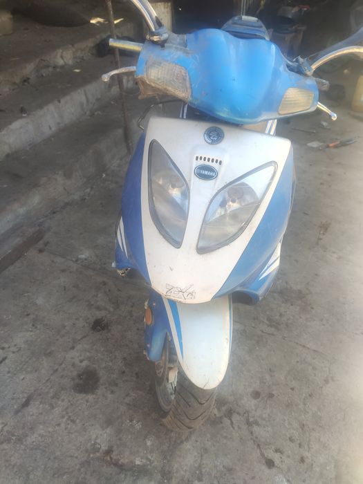 Продам скутер ямаха 80 к.б
