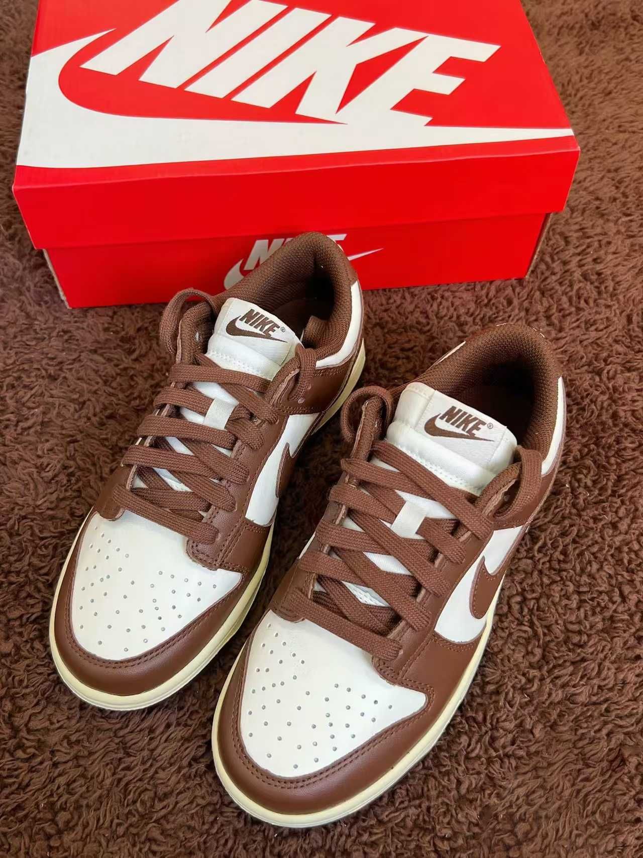 Nike Dunk Surfaces In Brown And Sail R.38.5