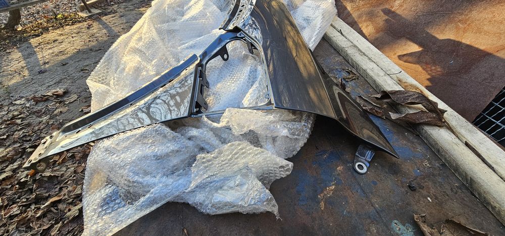 Audi e-tron переднее левое крыло