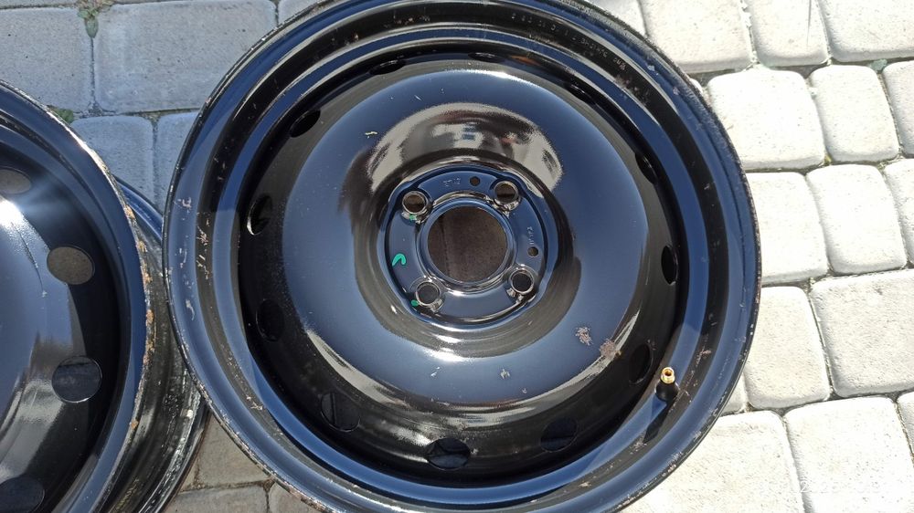 Диски 4*100 r15 Renault dacia