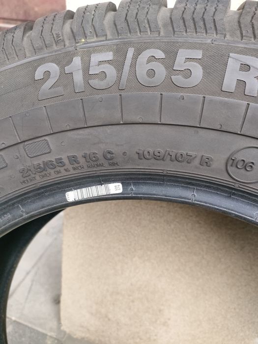 Opona 215/65r16C 109/107 R Continental VancoFourSeason 2