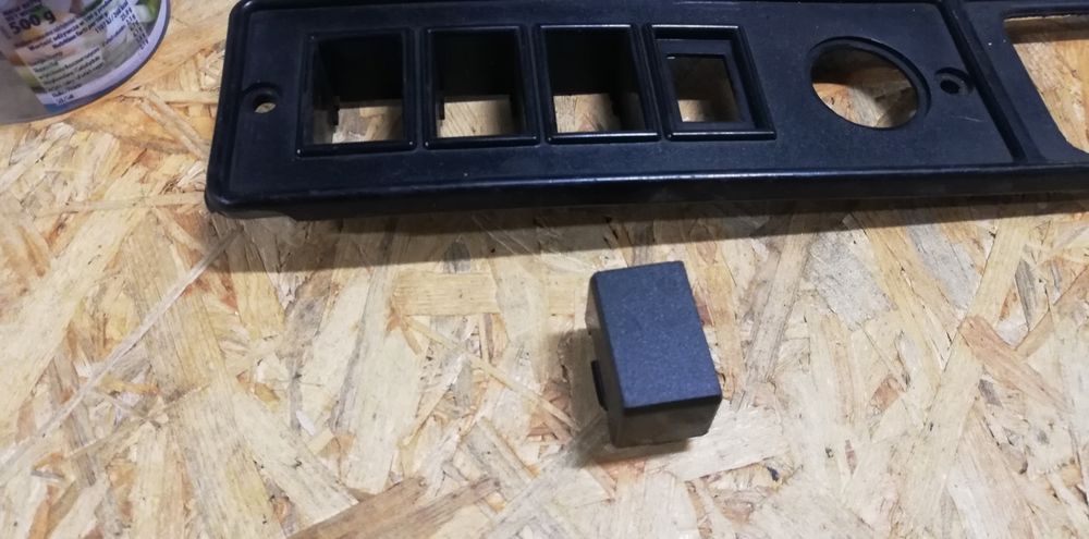 Fiat 126p zaślepka panelu deski rozdzielczej do ST nowa