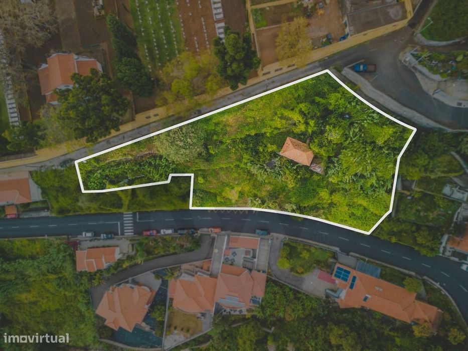 Prédio Urbano em S. Gonçalo | 1960m2