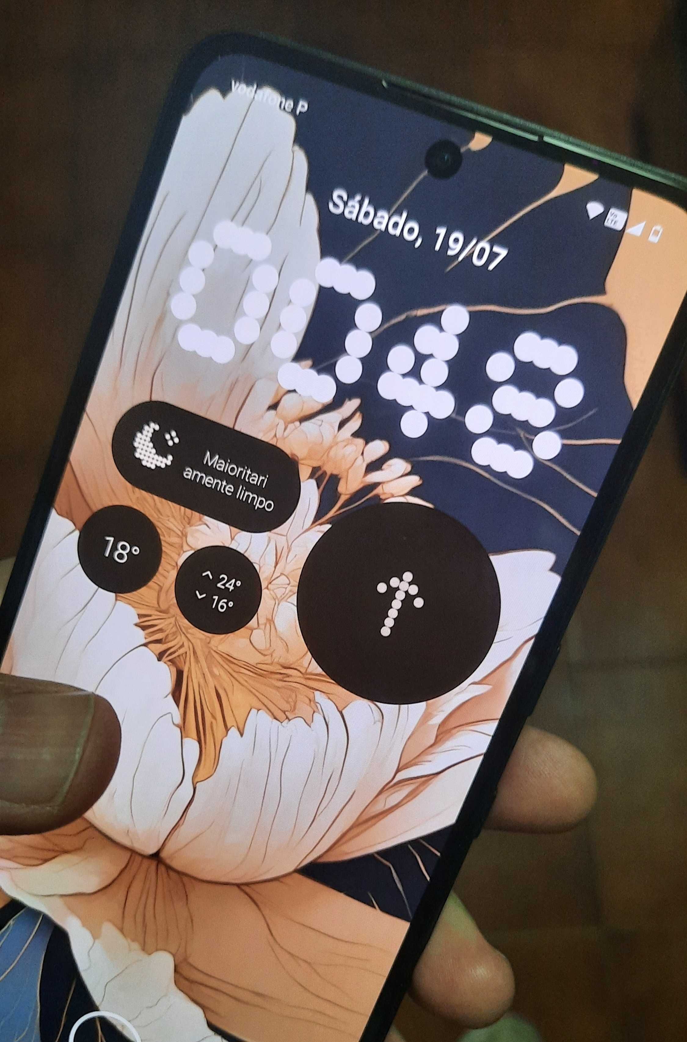 CMF Phone 2 Pro praticamente novo