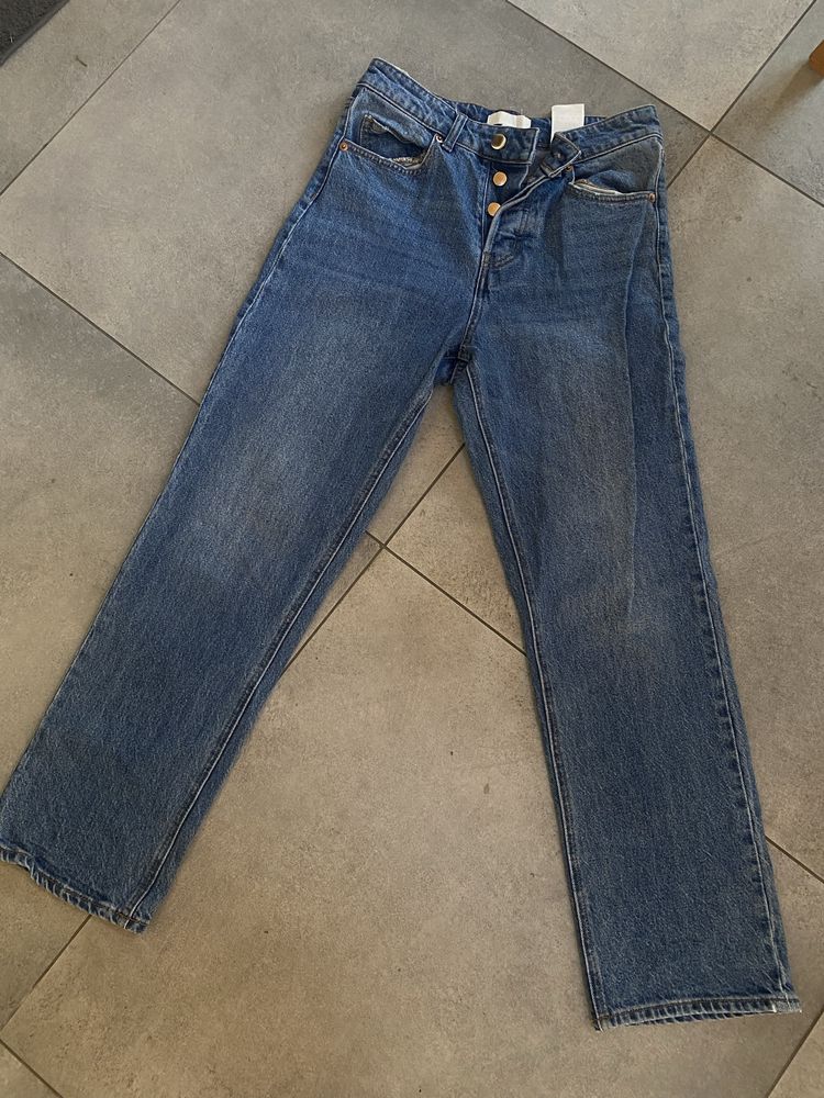 Damskie jeansy prosta nogawka r.36