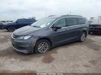 Chrysler Pacifica Chrysler Voyager w trakcie transportu do PL F-vat 23%