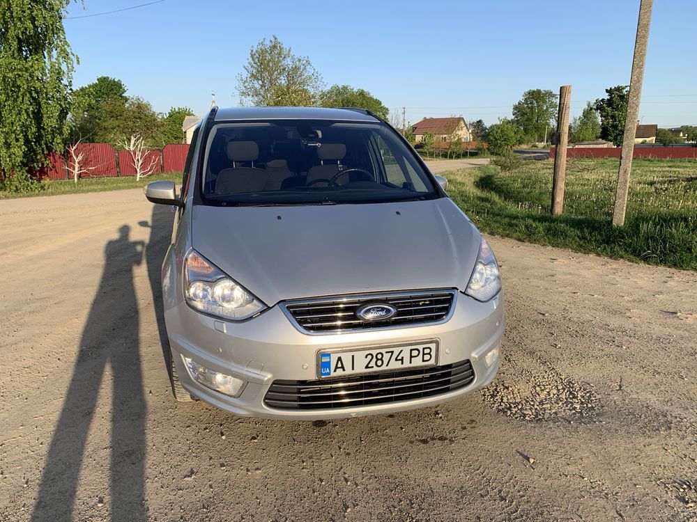 Продаю Ford Galaxy 2011 AT