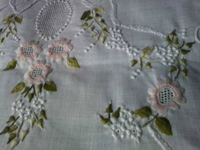Pano linho bordado mão