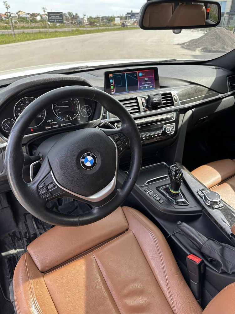 BMW 328i Xdrive 2016