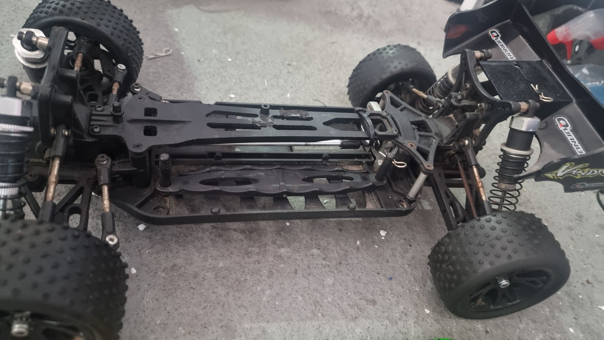 Podwozie rc duże 1:10 1/10 Buggy Quanum Vandal 4WD model