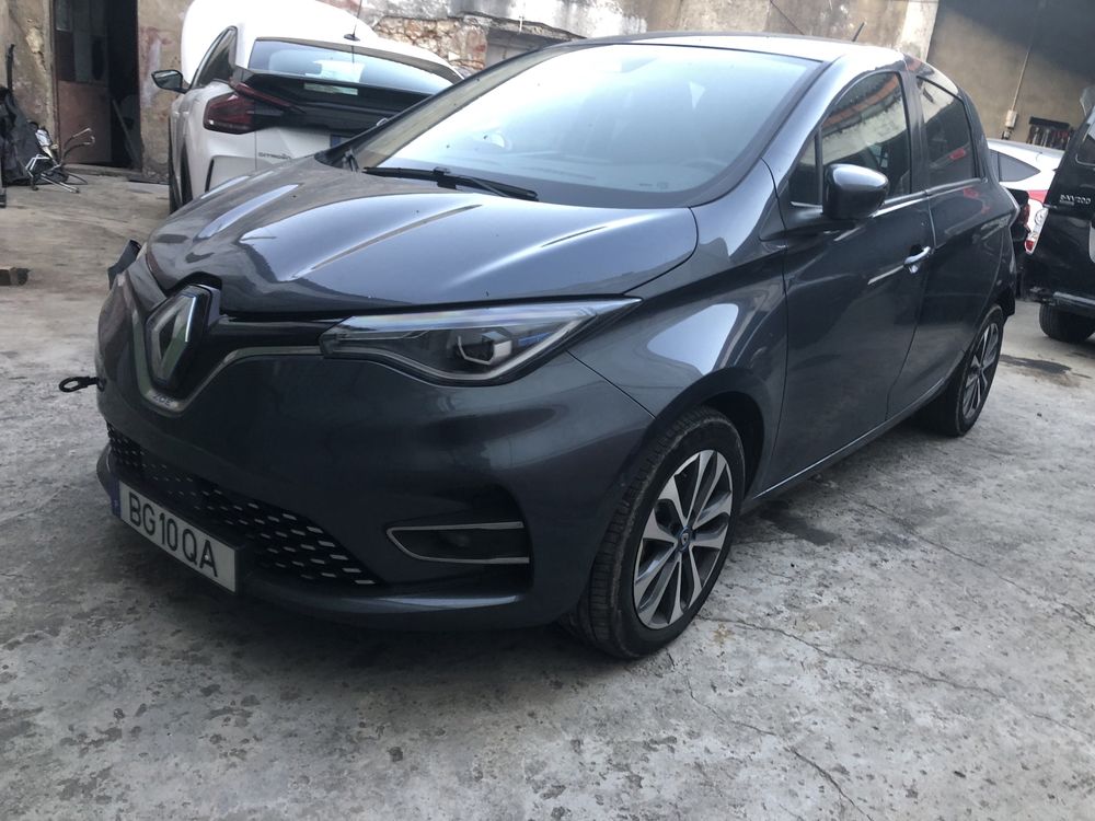 Renault zoe 50 baterie propries 40 mil km