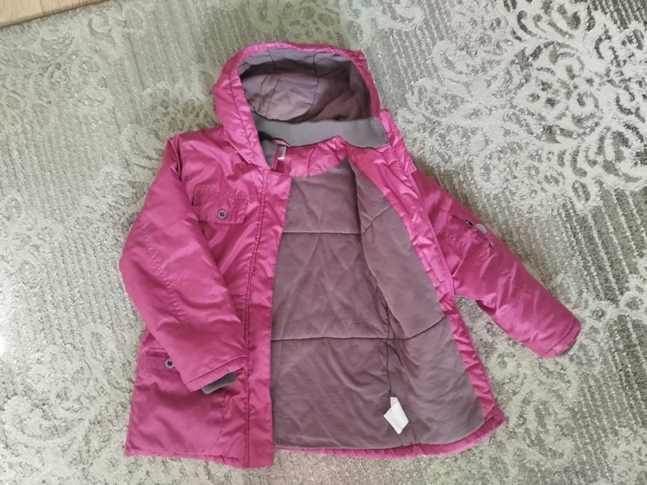 Różowa dłuższa kurtka Coccodrillo dla dziewczynki r. 116
