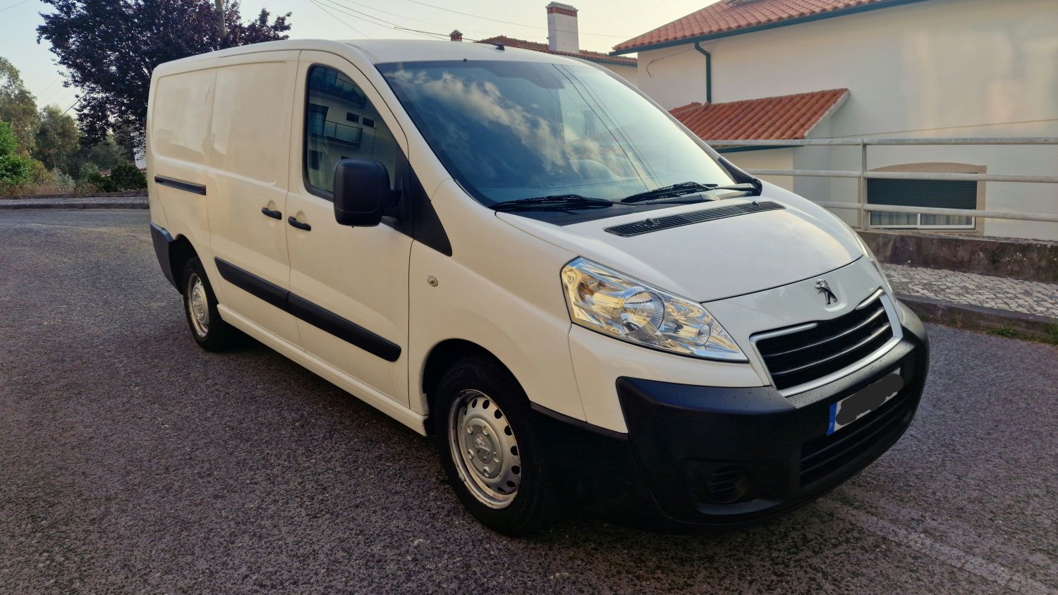 Peugeot Expert 2.0hdi longa 2014
