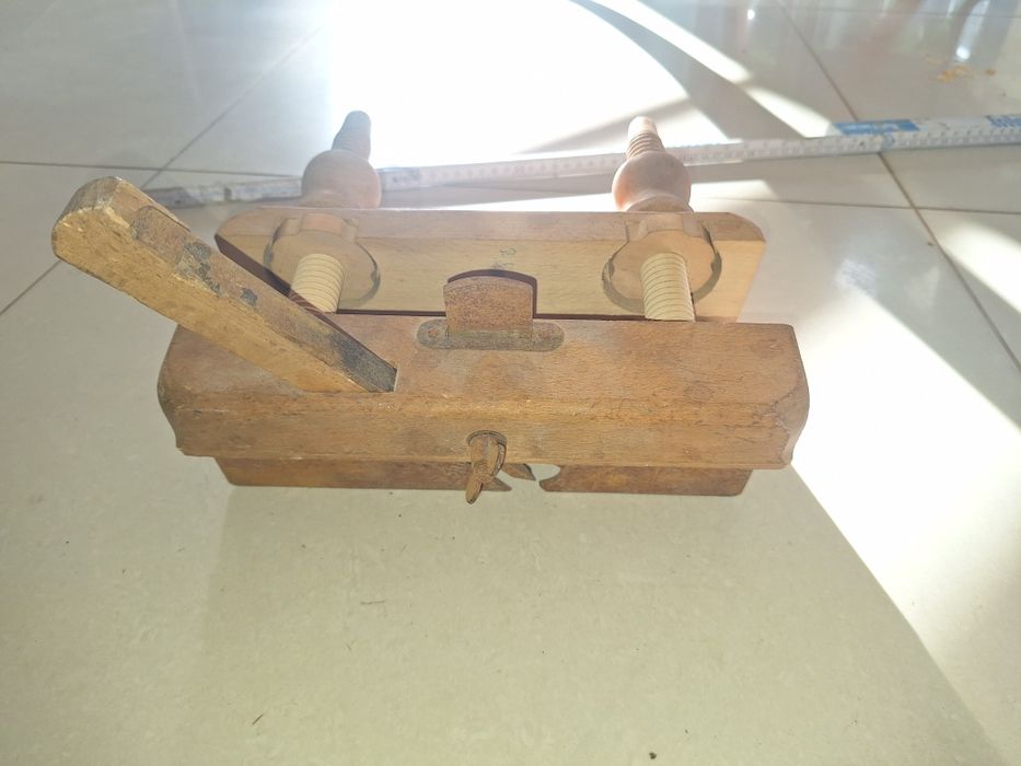 Strug nastawny wpustnik ( hebel )