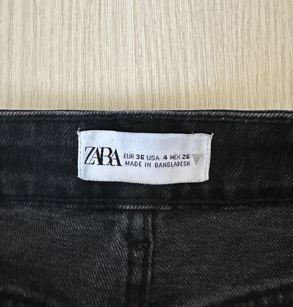 Чорні джинсові шорти Zara