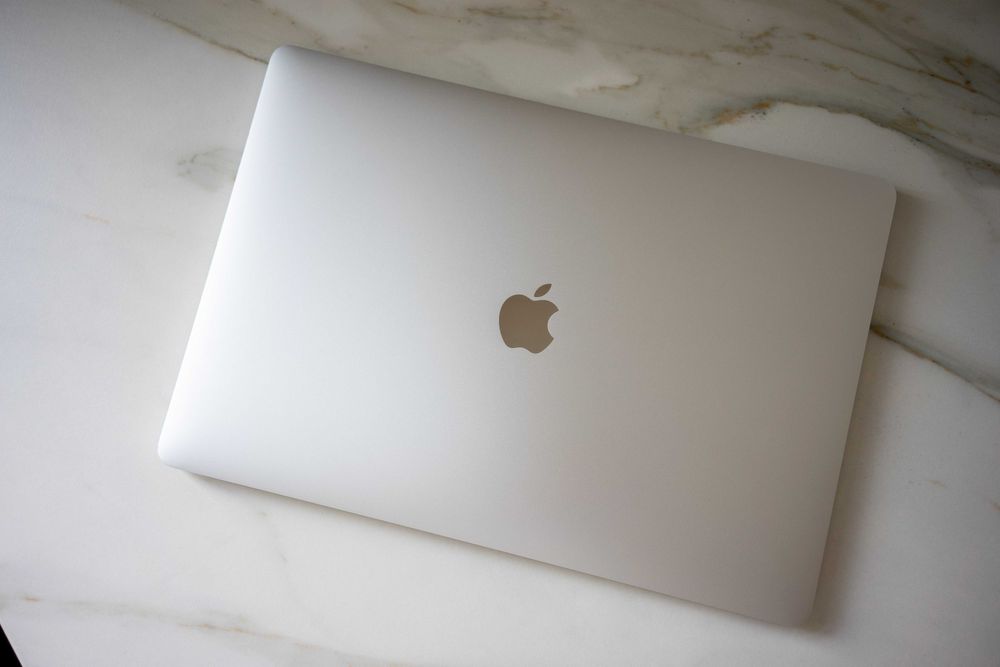Macbook Pro 15 i7 256GB