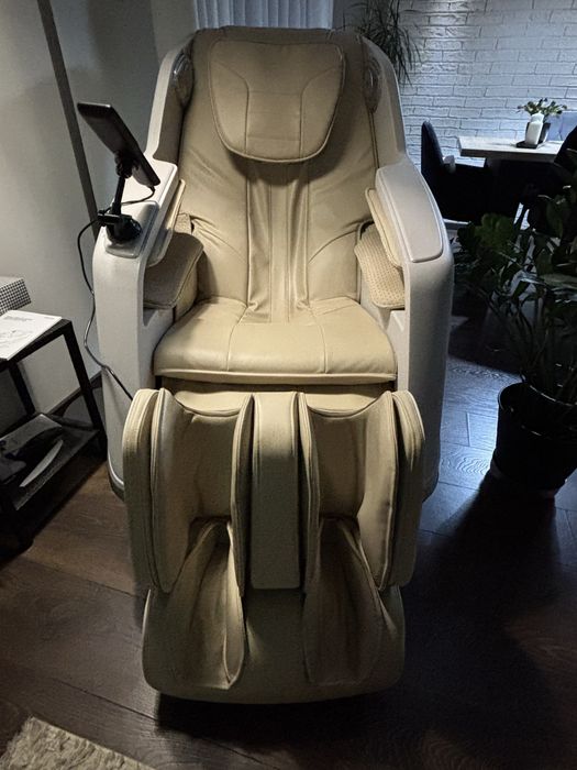 Fotel masujący IREST CHILLIN