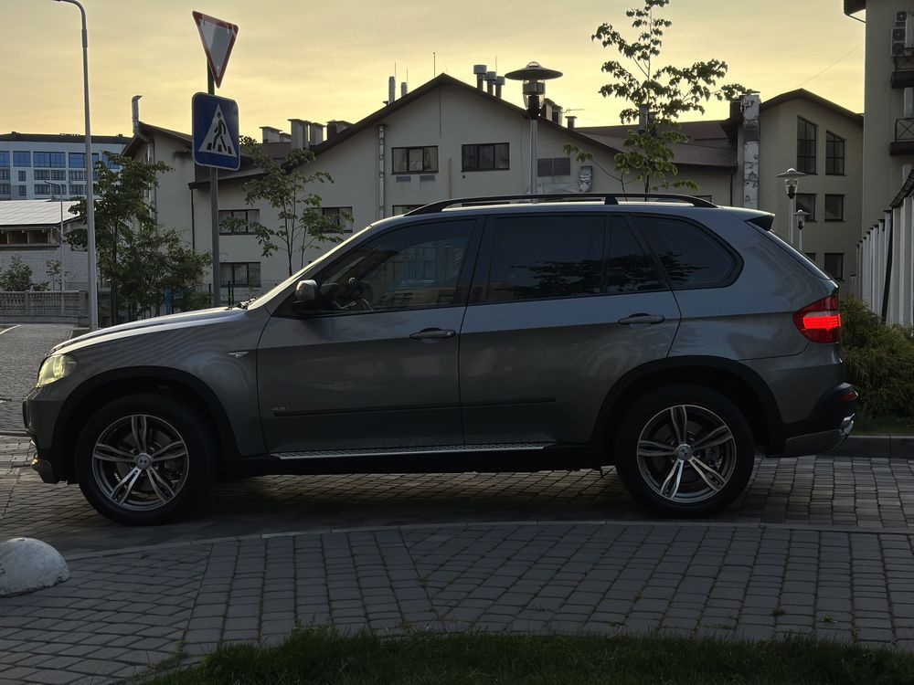 Продам BMW x5 в ідеальному стані!