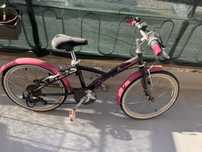 Bicicleta  infantil b-twin  aro 20