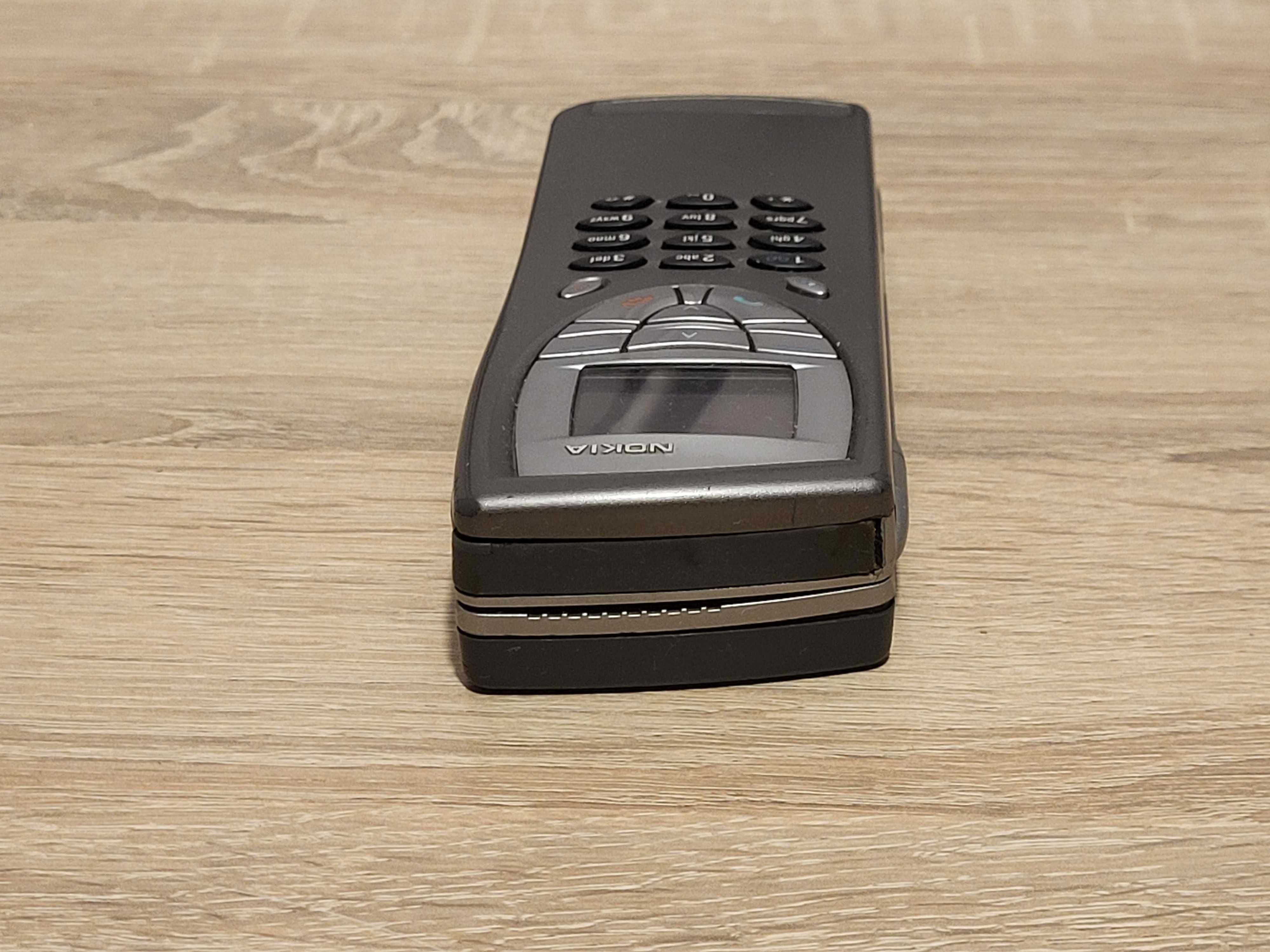 Nokia 9210 Communicator RAE-3N stary telefon palmtop komputer