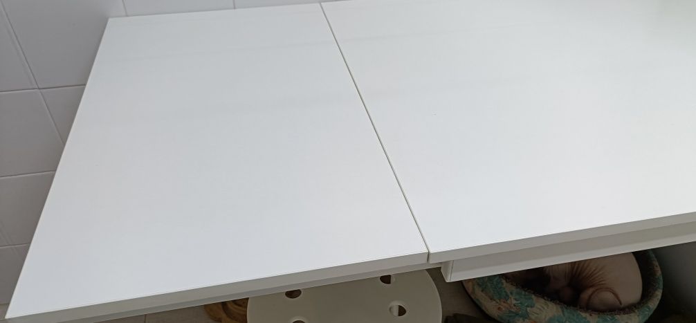 Mesa de cozinha extensível