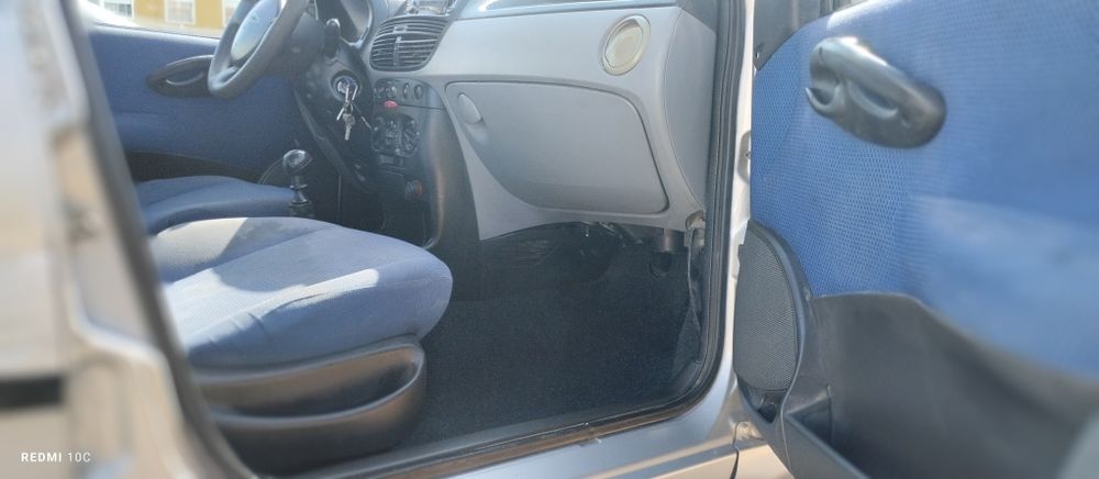 Fiat Punto 2002 gasolina