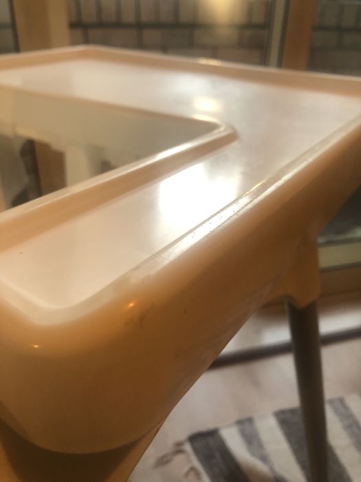 Cadeira de refeição alta para criança