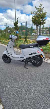 Vendo Scooter Neco Dinno 125CC "COMO NOVA"