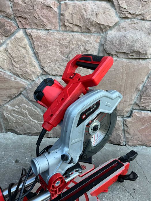 Торцювальна пилка EINHELL TC-SM 216 1600 Вт 216 мм