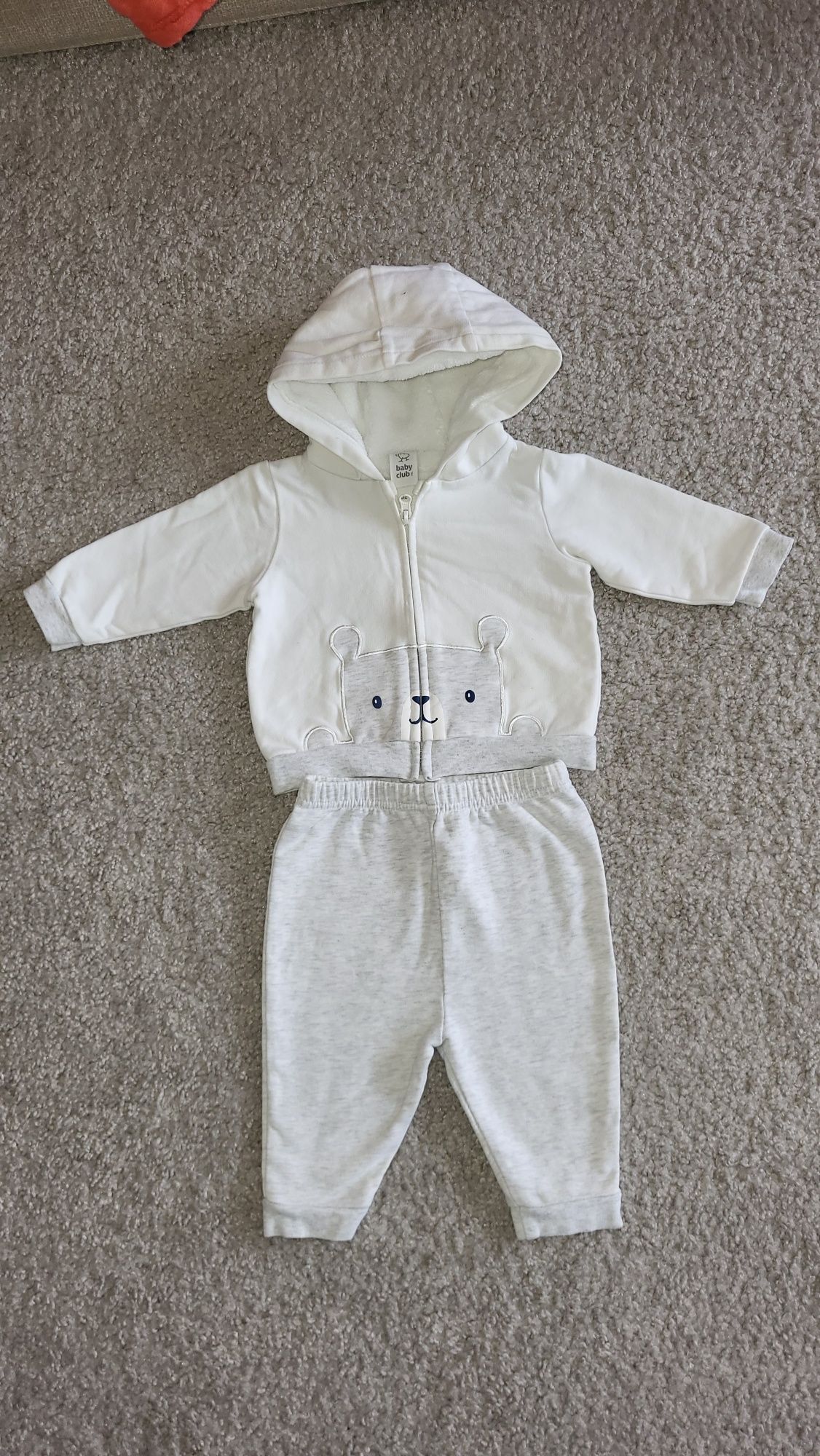 62 zestaw paczka dres dresik body bodziaki c&a miś