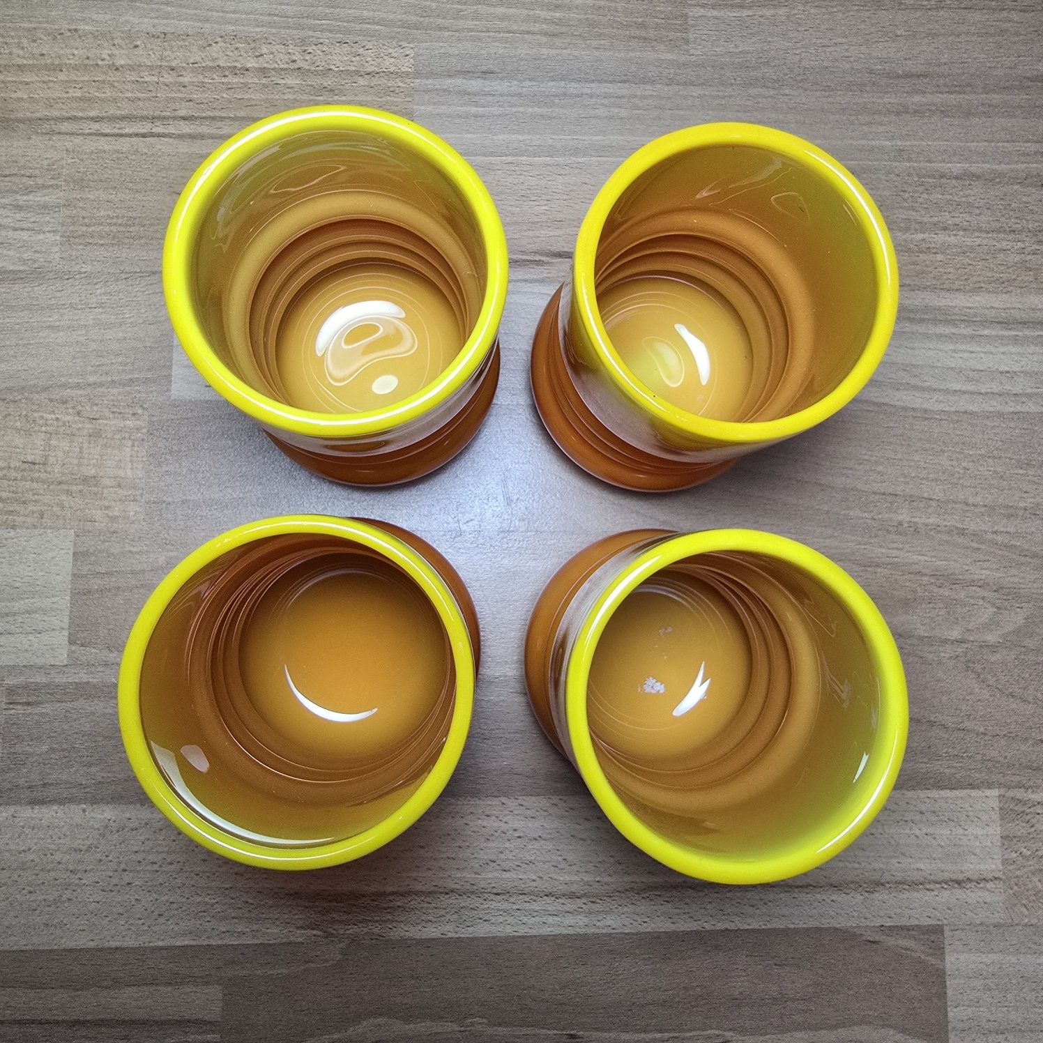 Szklanki do napojów L. Pijaczewska PRL vintage retro pomarańczowo żółt