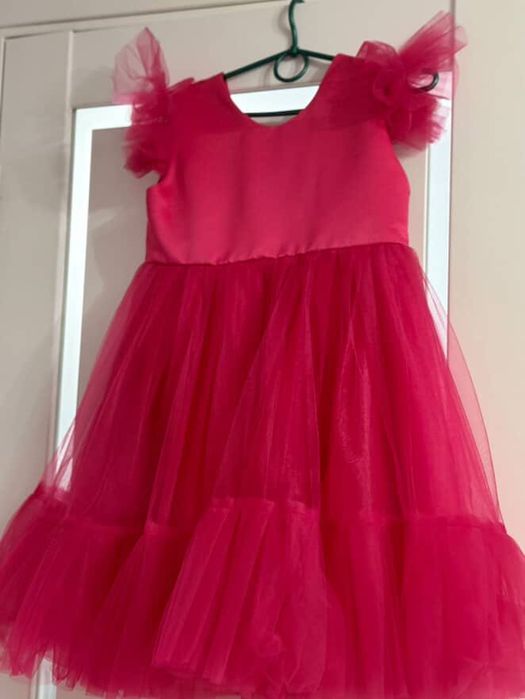 Шикарне пишне плаття