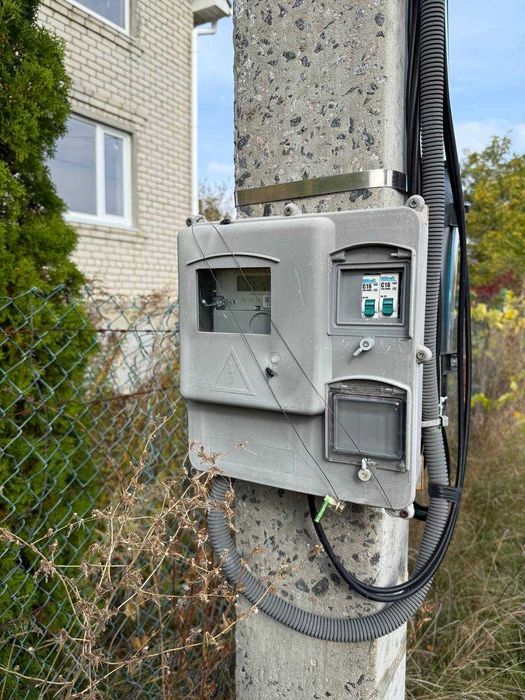 Продам дом в живописном районе - п. Рай-Еленовка в 10 км.от г.Харькова