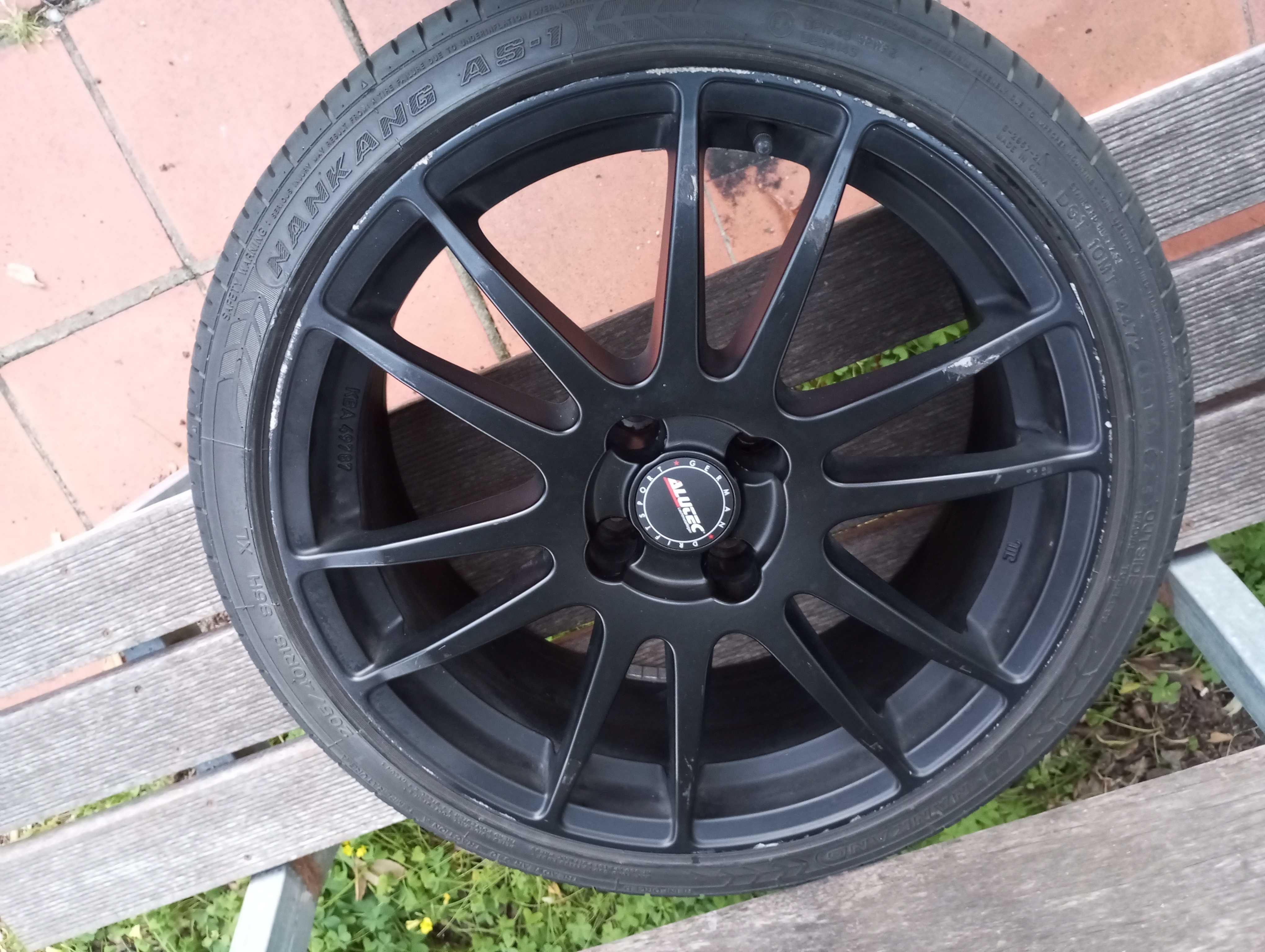 Vendo 4 Jantes Alutec Monstr com pneus Nankang
205/40/18