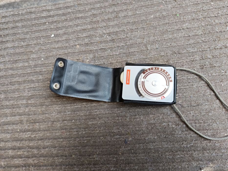 Stary vintage kolekcjonerski analogowy światłomierz  prixcolor