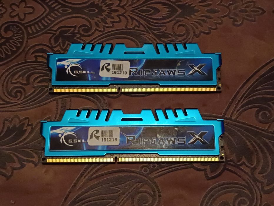 G.SKILL RipjawsX 16gb DDR3-2400MHz (kit 2x8Gb) в отличном состоянии